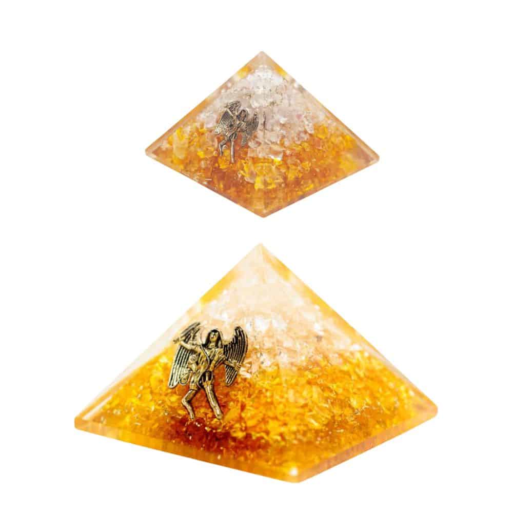 Citrien Orgonite Piramide met Engel (Groot en Medium) – Bundel