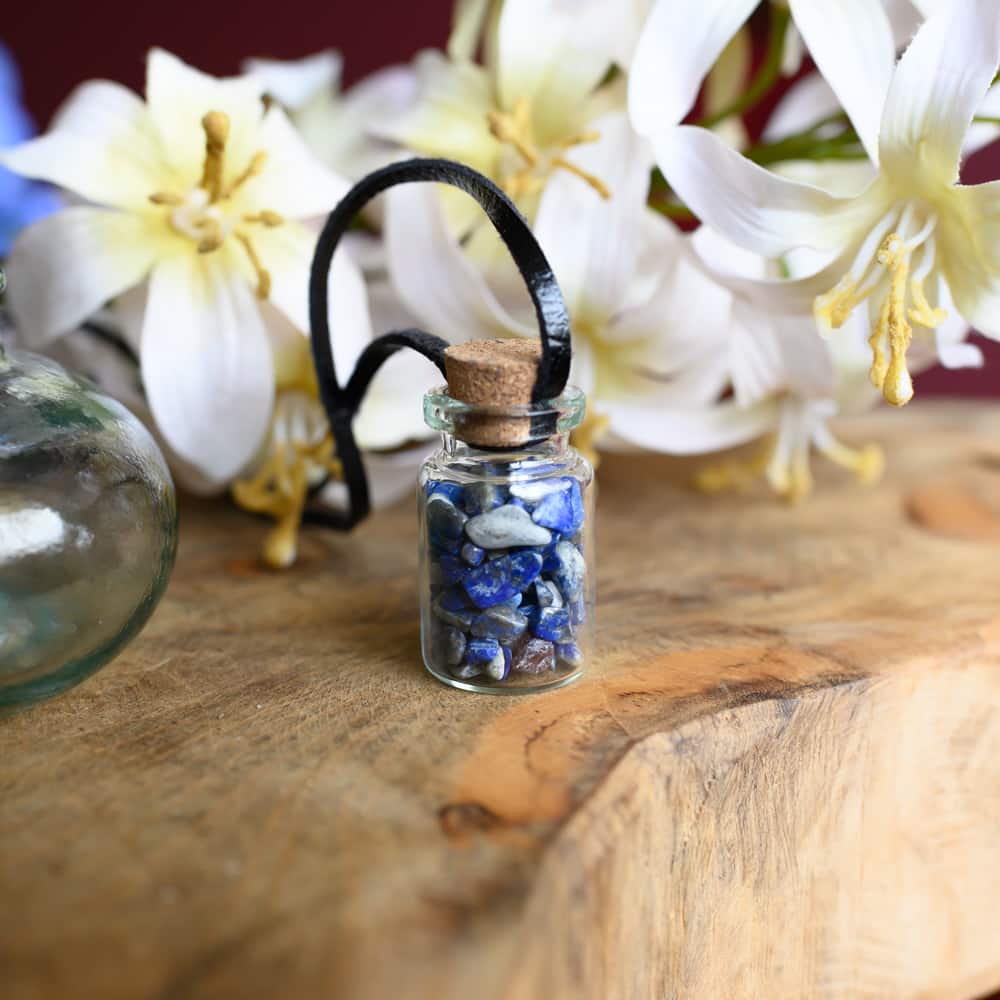 Geschenkflesje aan Waxkoord met Lapis Lazuli