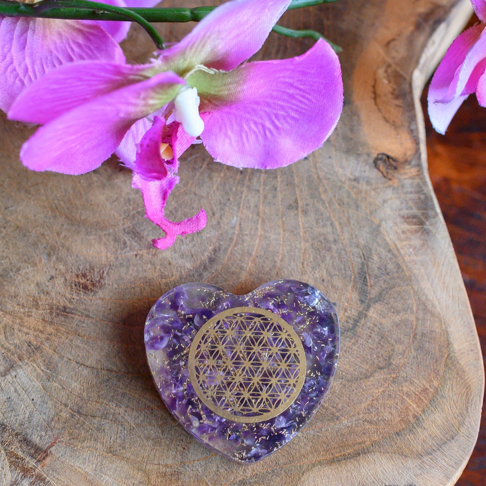 Orgoniet Hart Amethist met Koperen Flower of Life