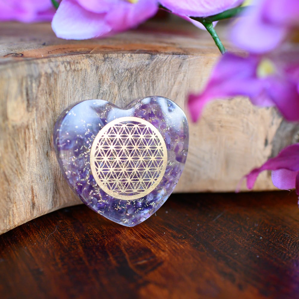 Orgoniet Hart Amethist met Koperen Flower of Life