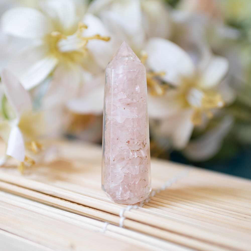 Orgonite Obelisk Rozenkwarts (70 mm)
