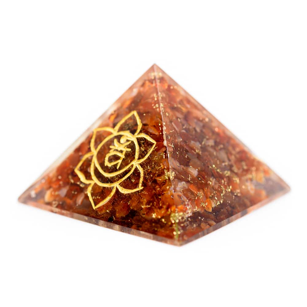 Orgonite Piramide Carneool – Heiligbeenchakra – (70 mm)