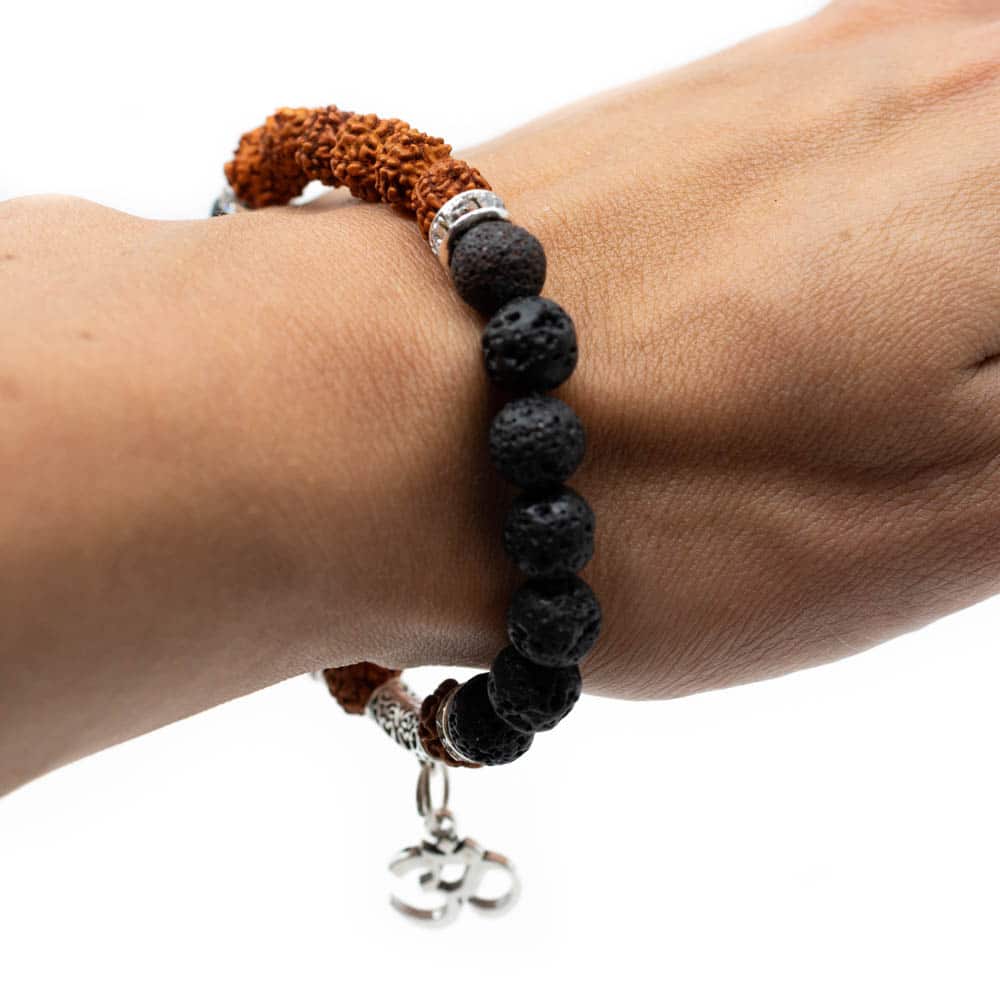 Rudraksha Armband met Lavasteen en OHM