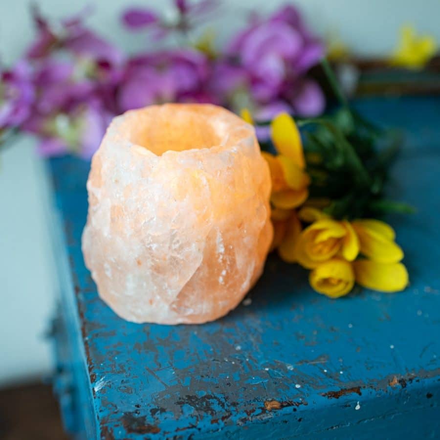 B-STOCK! (Gat 30 mm) – Zoutsteen Waxinelichthouder Oranje (400-700 gram) 9 x 9 x 10 cm – B-STOCK!