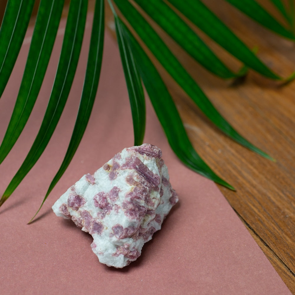 Ruwe Roze Toermalijn in Matrix Edelsteen 40 – 60 mm