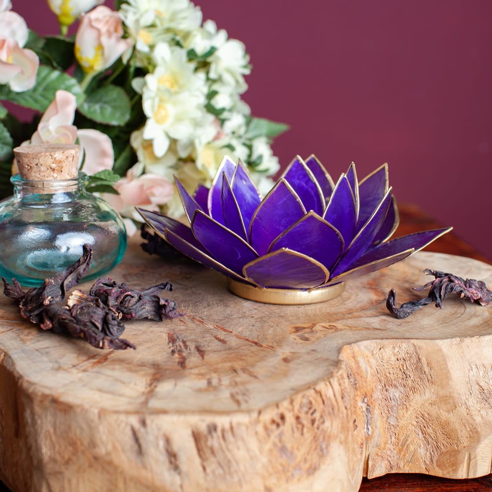 Lotus Sfeerlicht Violet 7e Chakra Goudrand