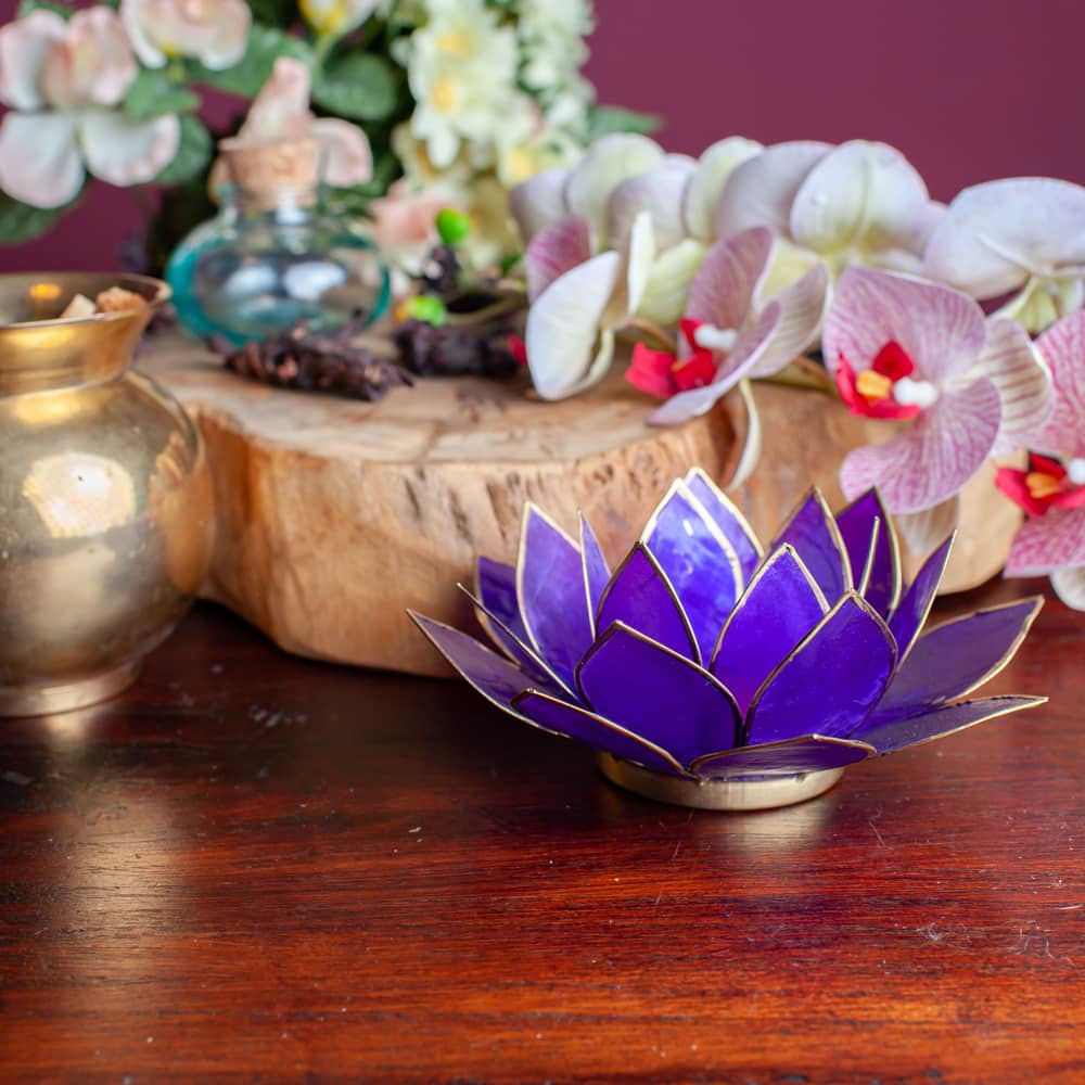 Lotus Sfeerlicht Violet 7e Chakra Goudrand