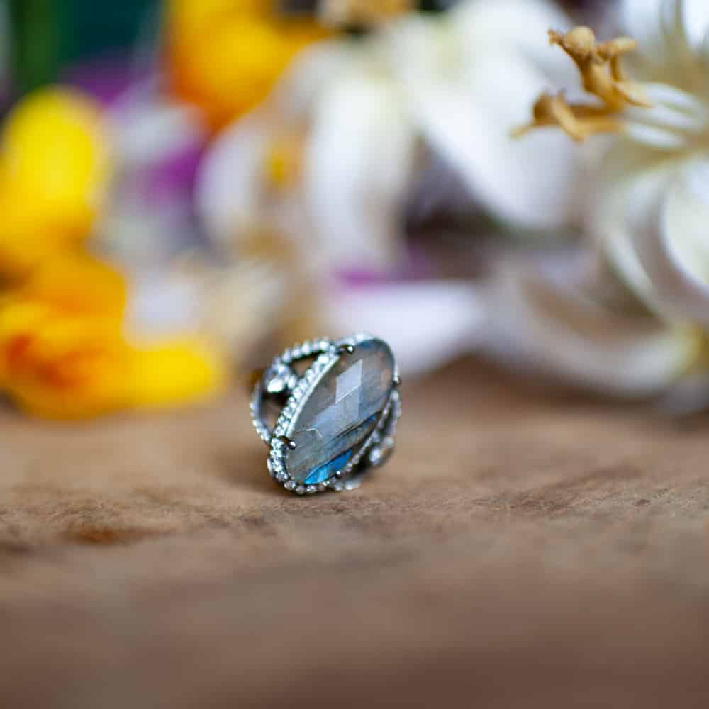 Labradoriet Edelsteen Ring 925 Zilver – A+ Kwaliteit