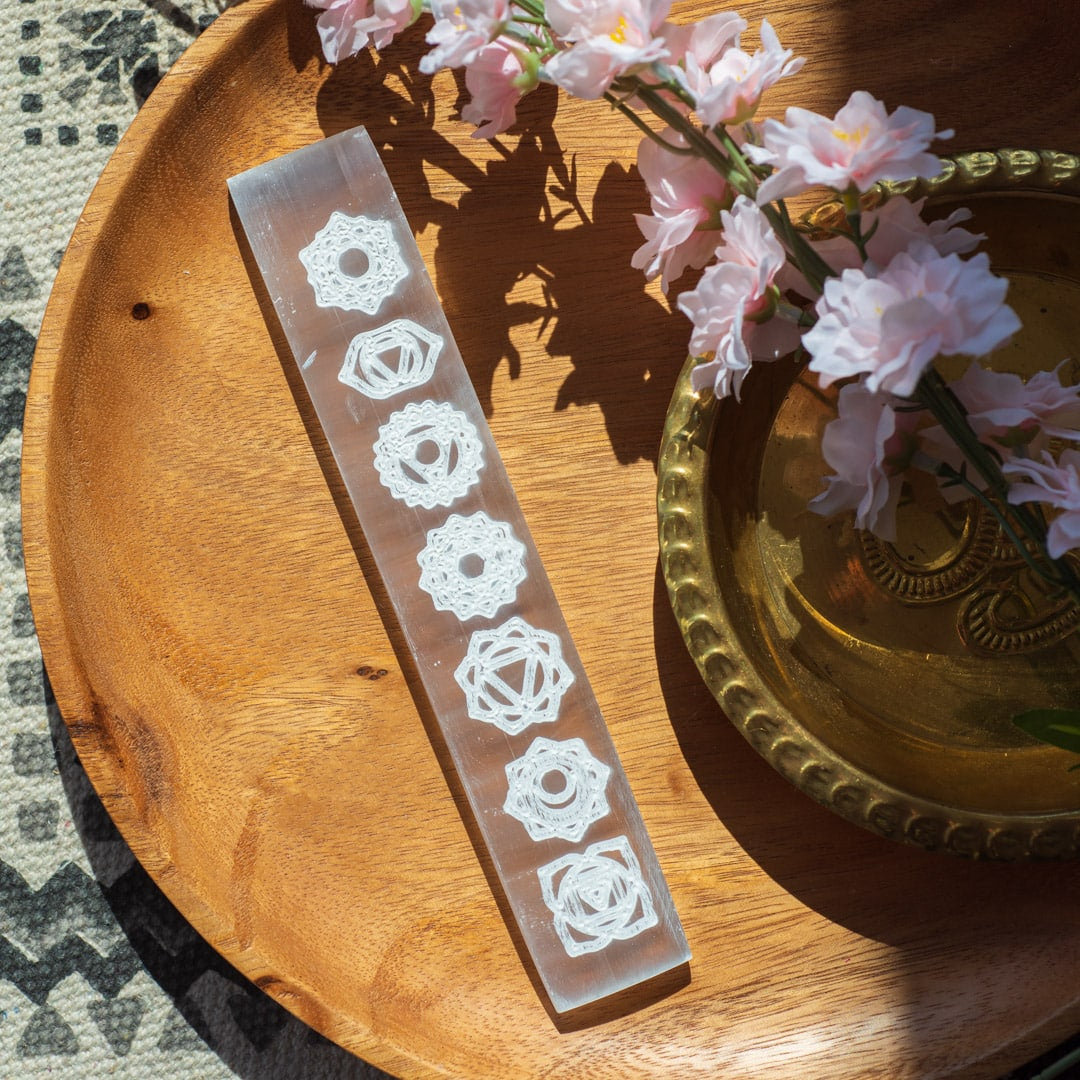 Edelsteen Seleniet Oplaad Staaf 7 Chakras 20 cm