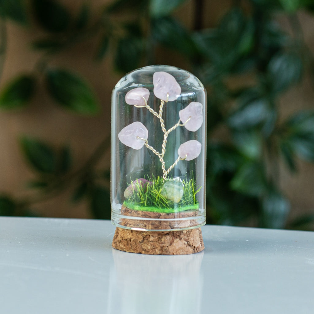 Mini Edelsteen Boompje Rozenkwarts in Glas voor Liefde (50 mm)