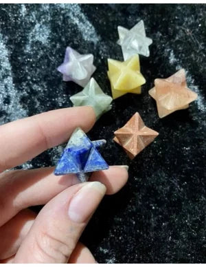 Edelsteen Merkabah Chakra set in houten doosje – 7 stuks