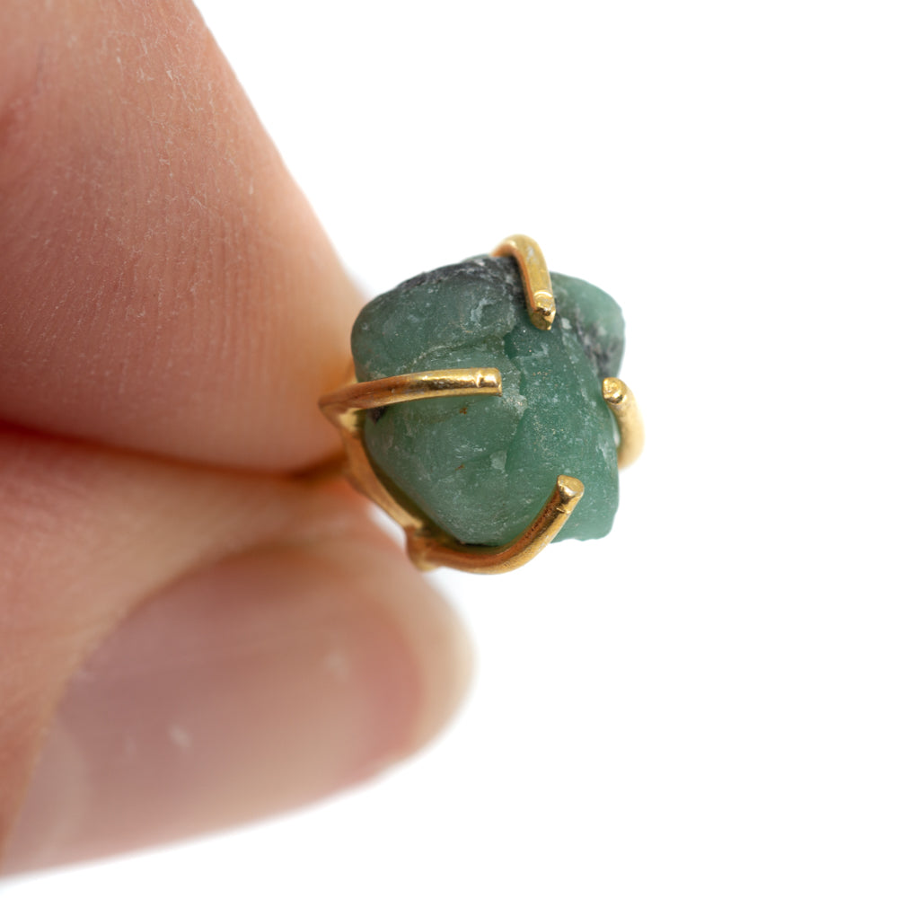 Edelsteen Oorstekers Ruwe Smaragd – 925 Zilver & Verguld