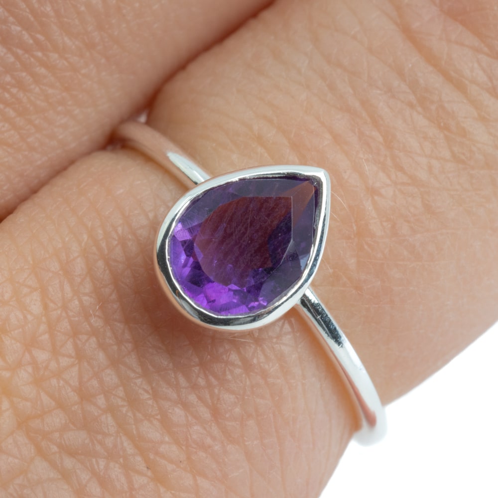 Edelsteen Ring Amethist – 925 Zilver – Peervorm (Maat 17)