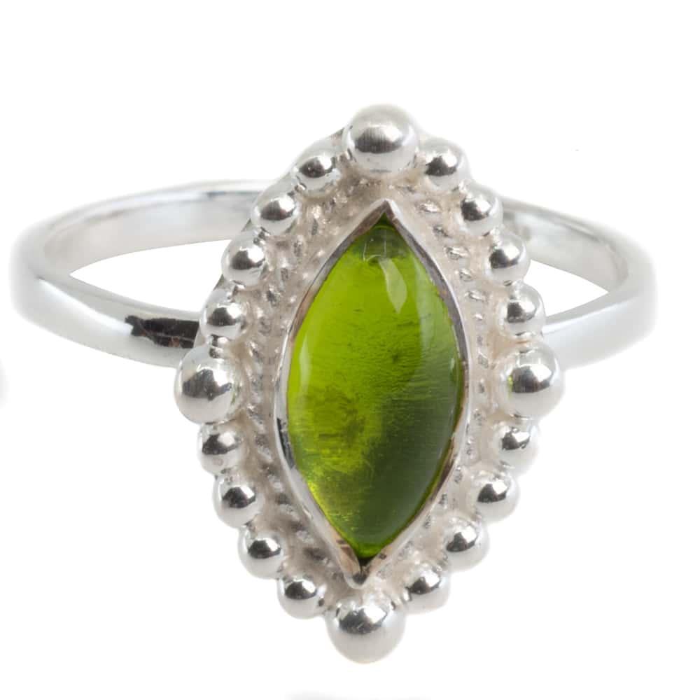 Edelsteen Ring Peridoot – 925 Zilver (Maat 17)
