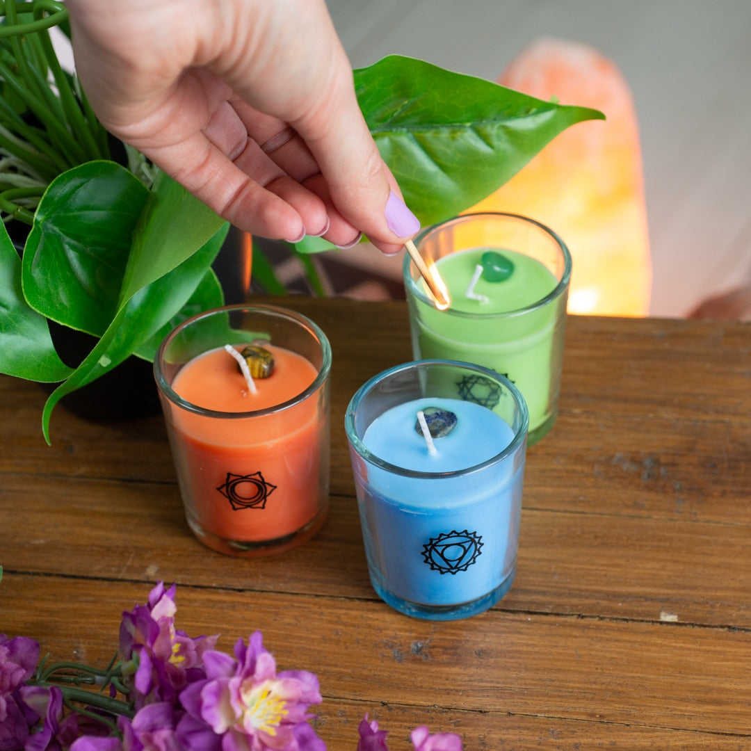 Luxe Cadeau Set – 7 Chakra Edelsteen Geurkaarsen in Glas