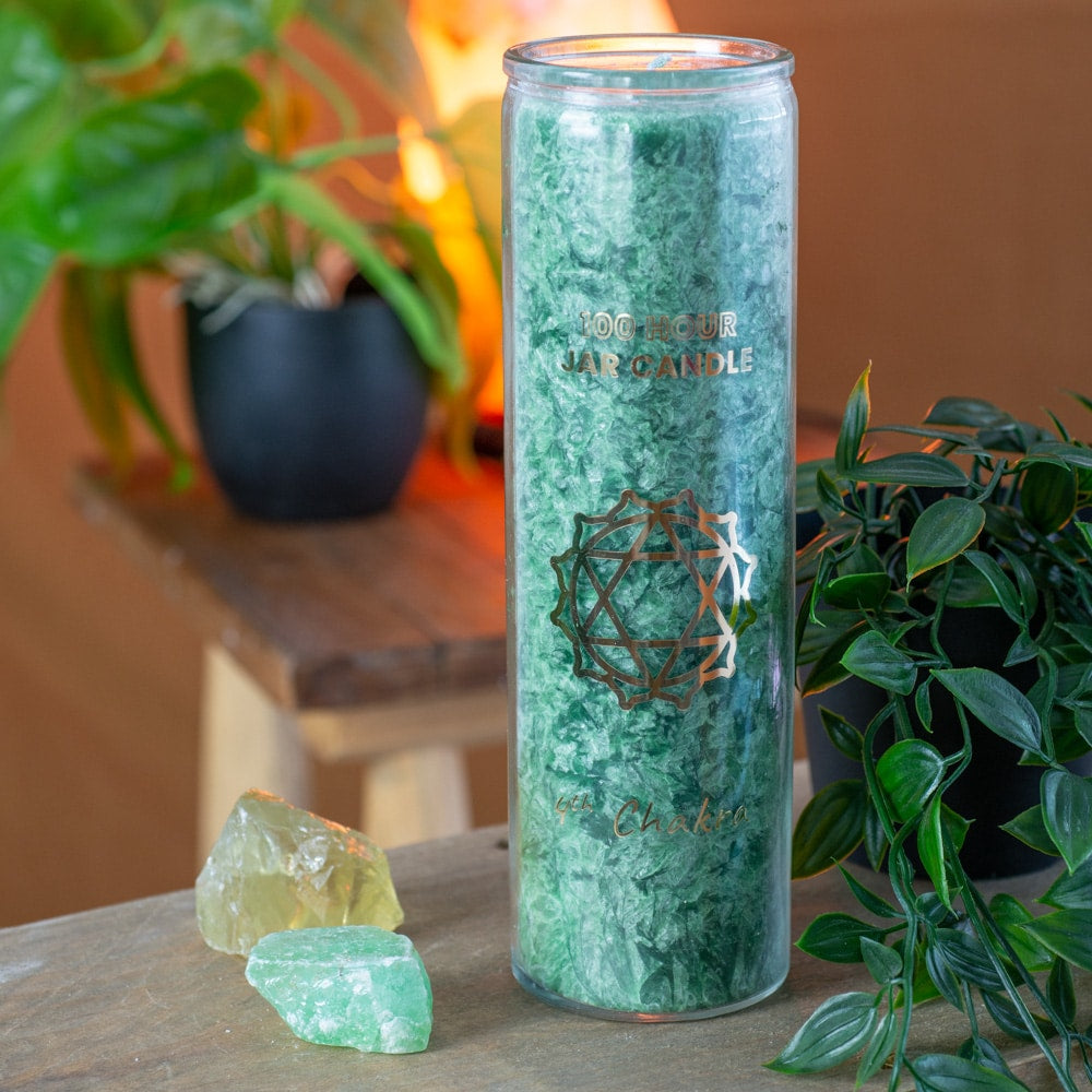 Fair Trade Hart Chakra (4e) Stearine Kaars in Glas – Groen (100 Branduren)