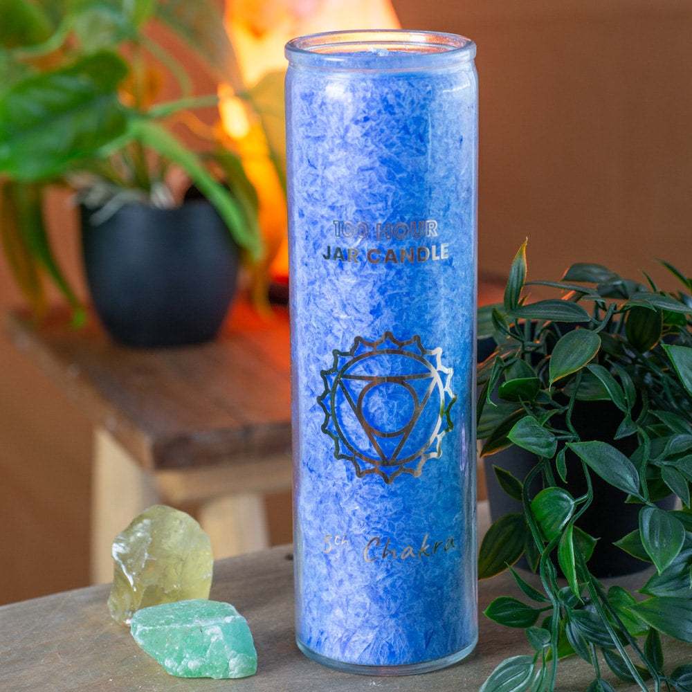 Fair Trade Keel Chakra (5e) Stearine Kaars in Glas – Blauw (100 Branduren)