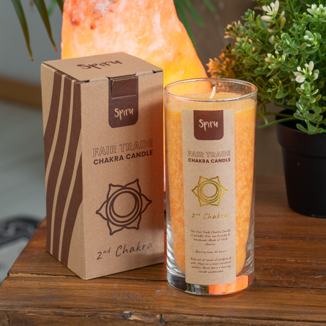 Fair Trade Sacraal Chakra (2e) Stearine Kaars in Glas – Oranje (60 Branduren)