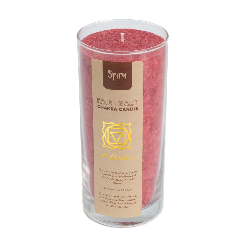 Fair Trade Wortel Chakra (1e) Stearine Kaars in Glas – Rood (60 Branduren)