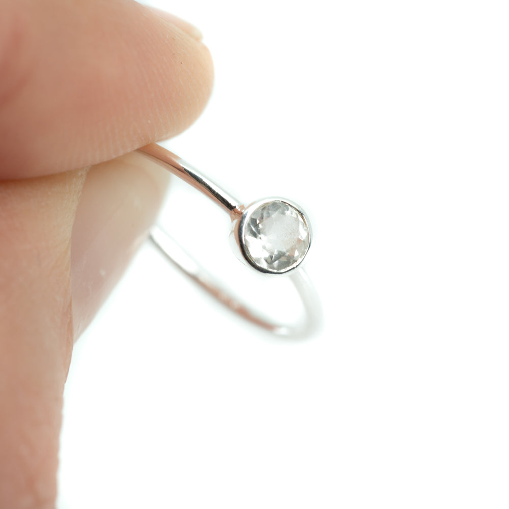 Geboortesteen Ring Bergkristal April – 925 Zilver – Zilverkleurig (Maat 17)