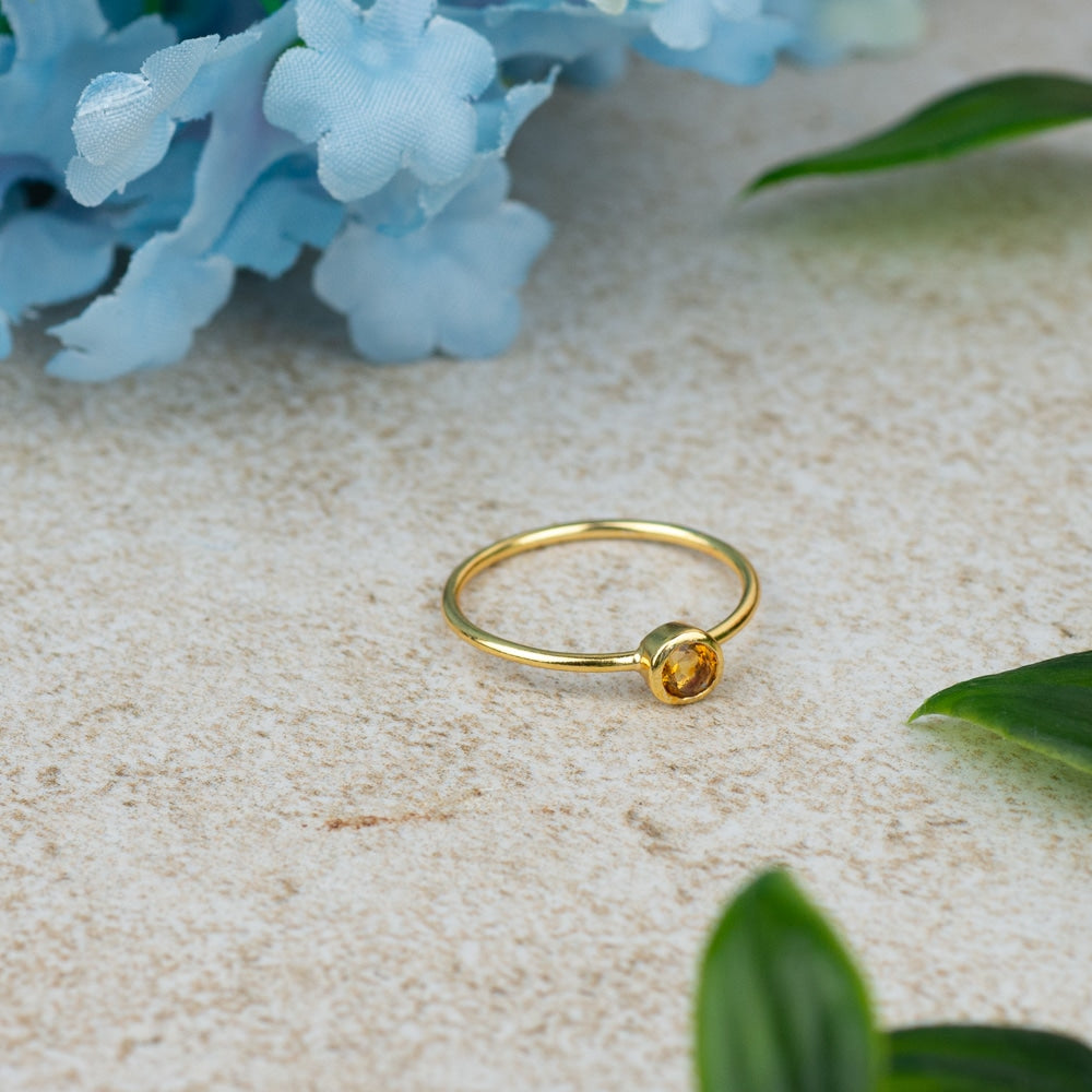 Geboortesteen Ring Citrien November – 925 Zilver Verguld (Maat 17)