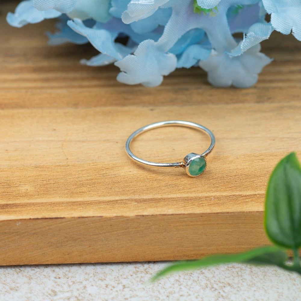 Geboortesteen Ring Smaragd Mei – 925 Zilver – Zilverkleurig (Maat 17)