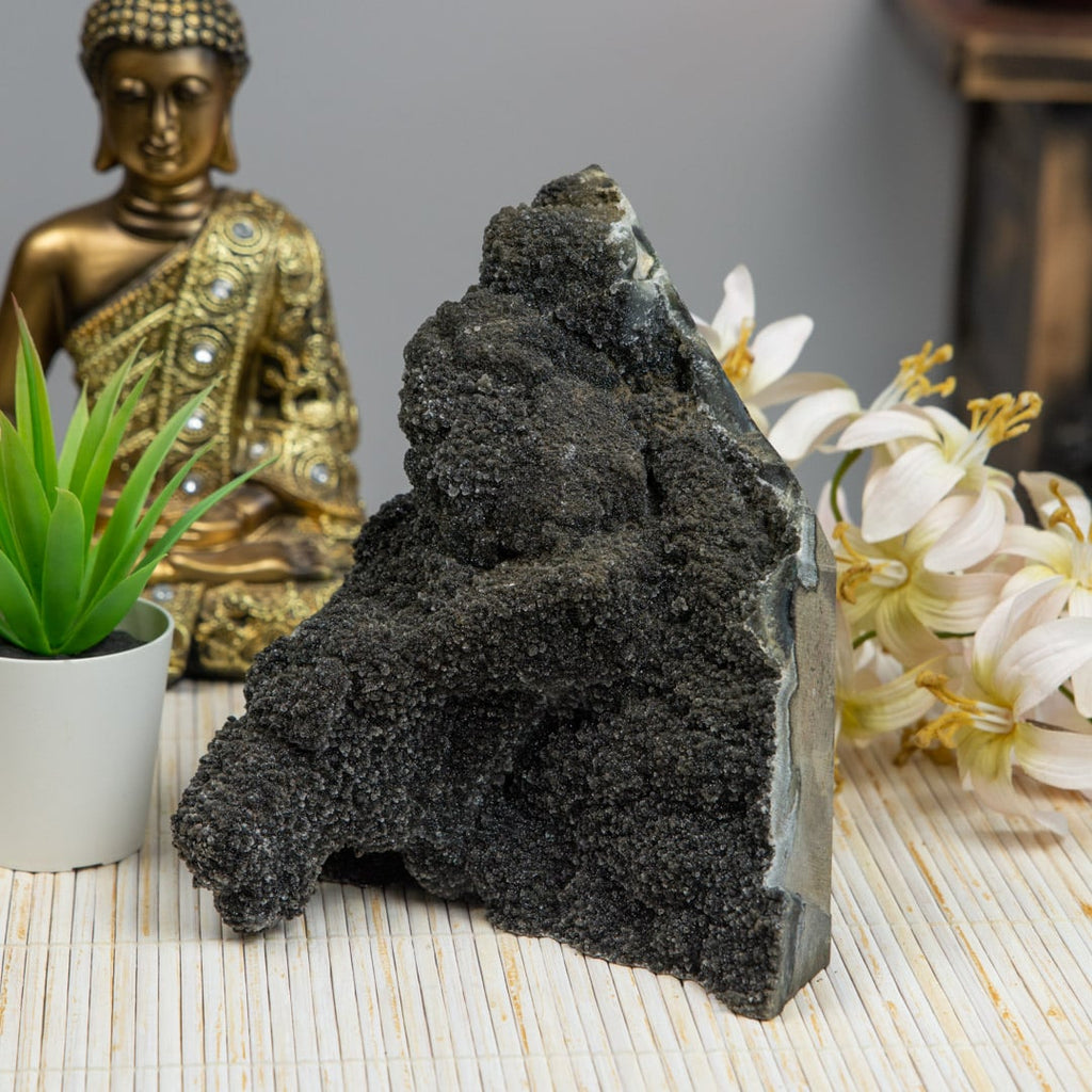 Ruwe Zwarte Amethist Edelsteen Geode Staand 2000 – 3500 gr