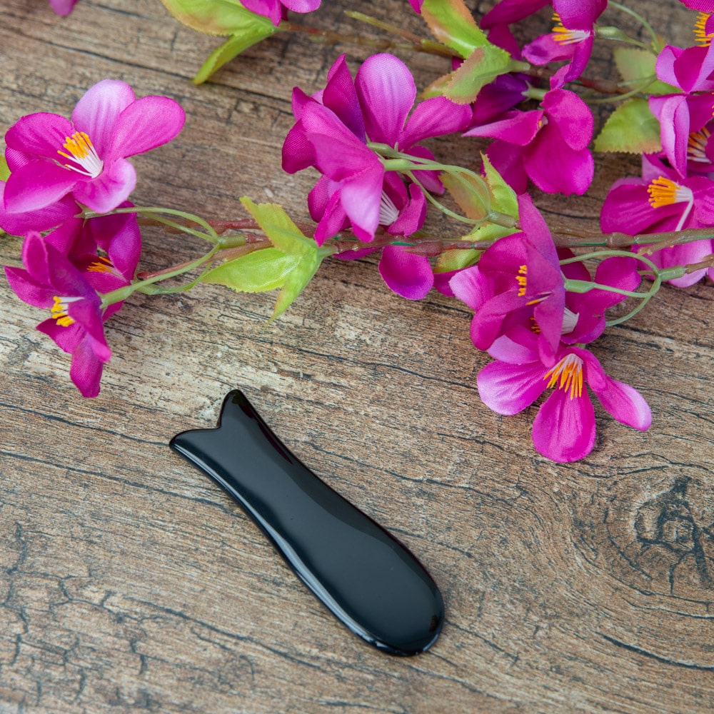 Guasha Schraper Obsidiaan Vis – 95 mm