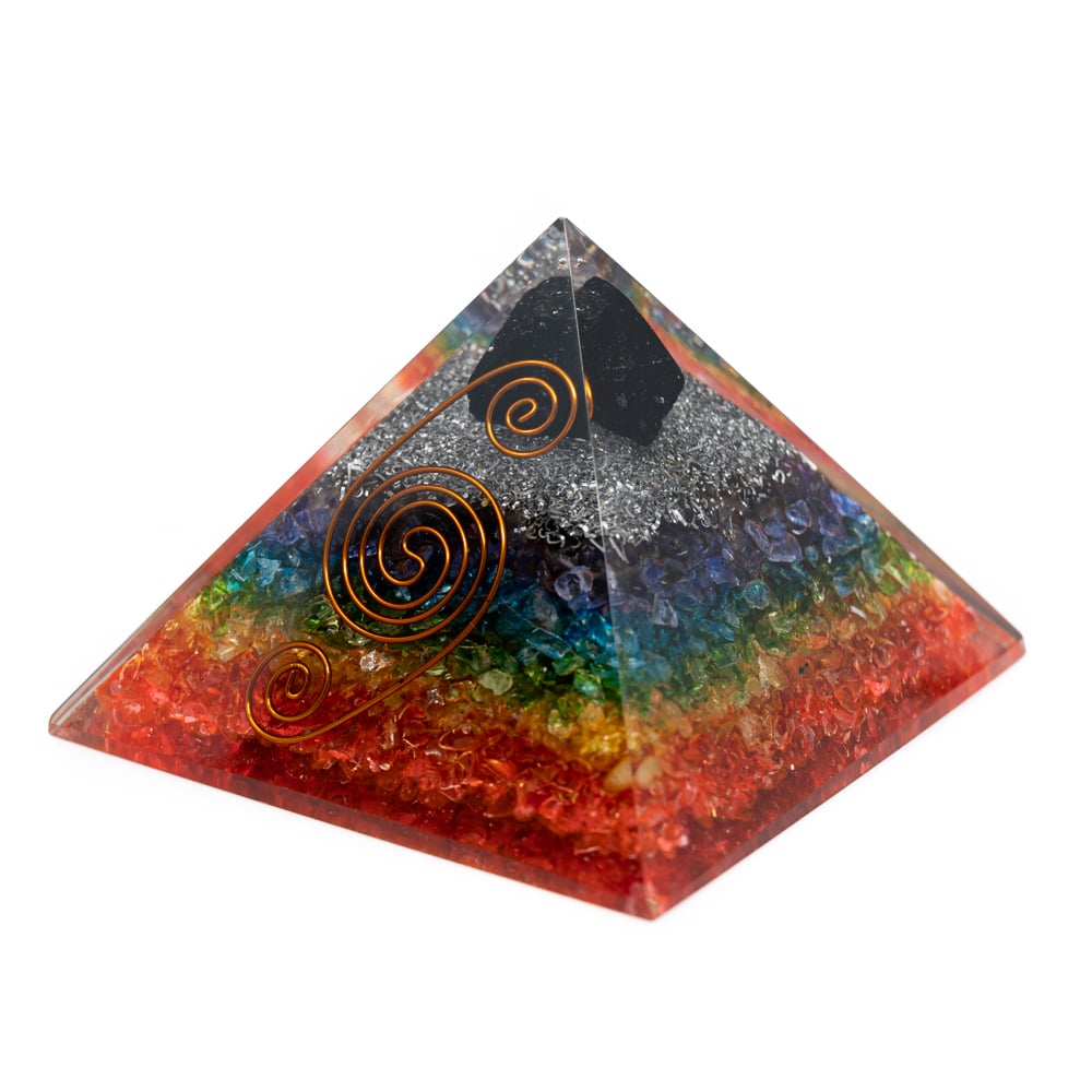 Orgonite Piramide 7 Chakra – Ruwe Zwarte Toermalijn (90 mm)